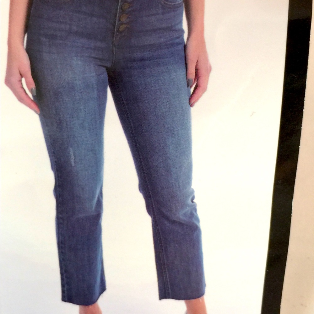 ⭐️Firm Price ⭐️ HP Kenneth Cole Size 8 Straight Leg Jeans Like New